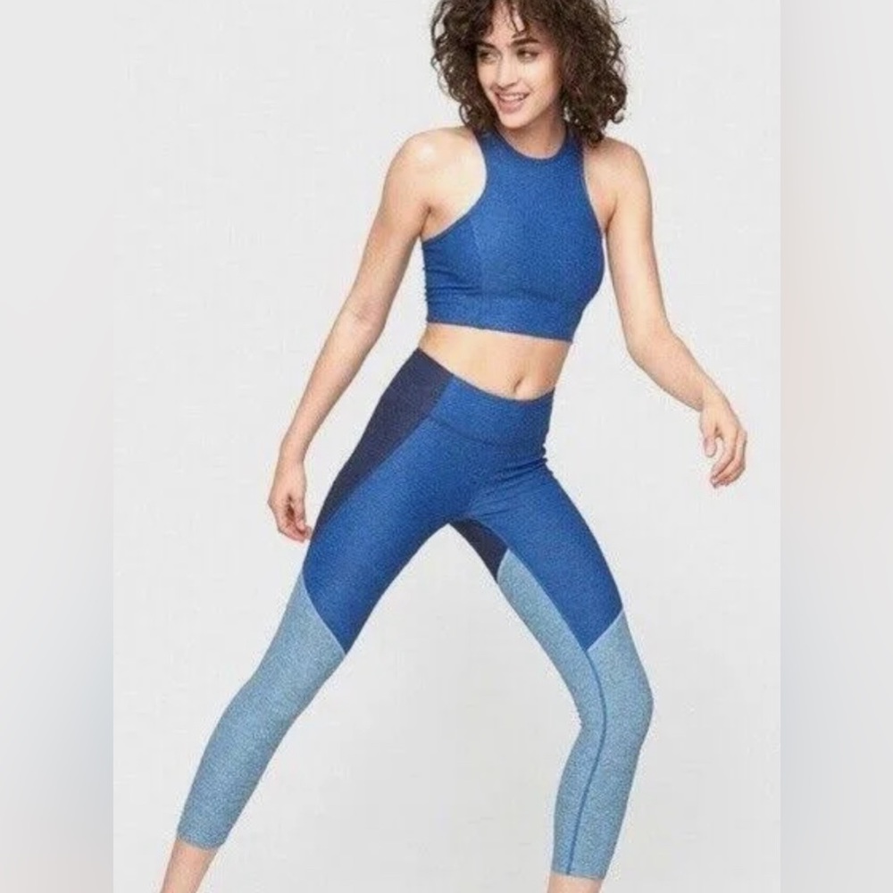 Outdoor Voices Tri-Tone 7/8 Leggings